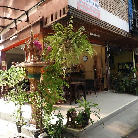 P'Lyn House Hotell Chiang Mai Eksteriør bilde