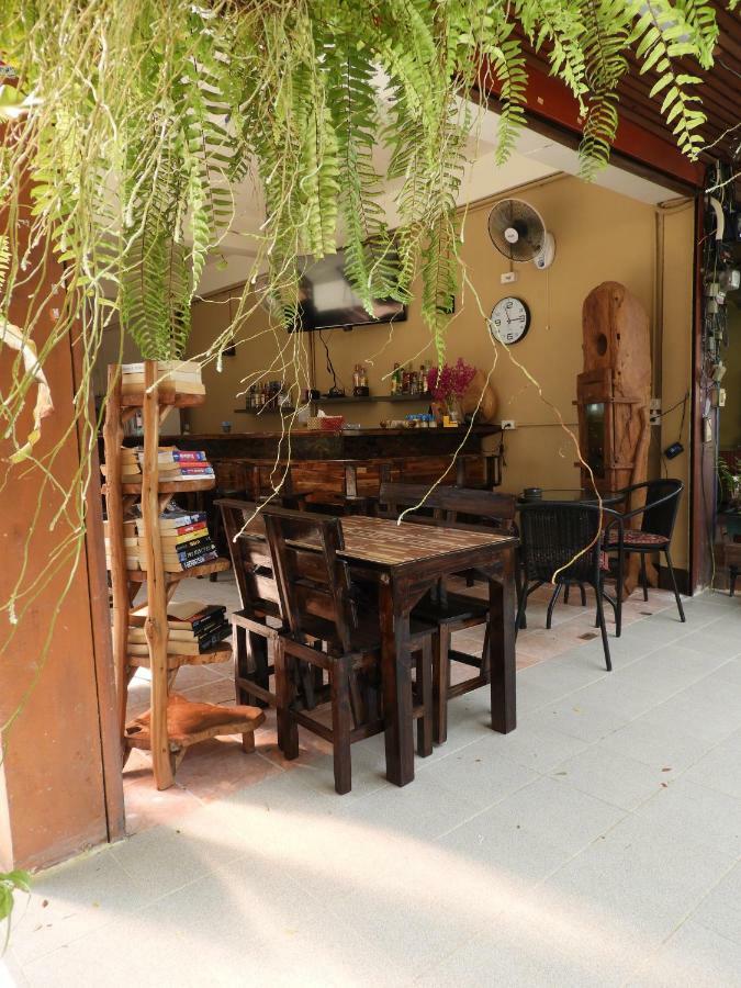 P'Lyn House Hotell Chiang Mai Eksteriør bilde