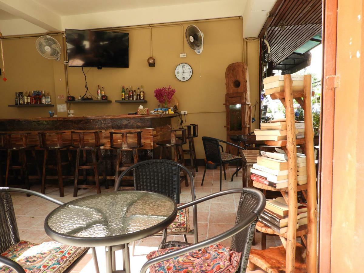 P'Lyn House Hotell Chiang Mai Eksteriør bilde